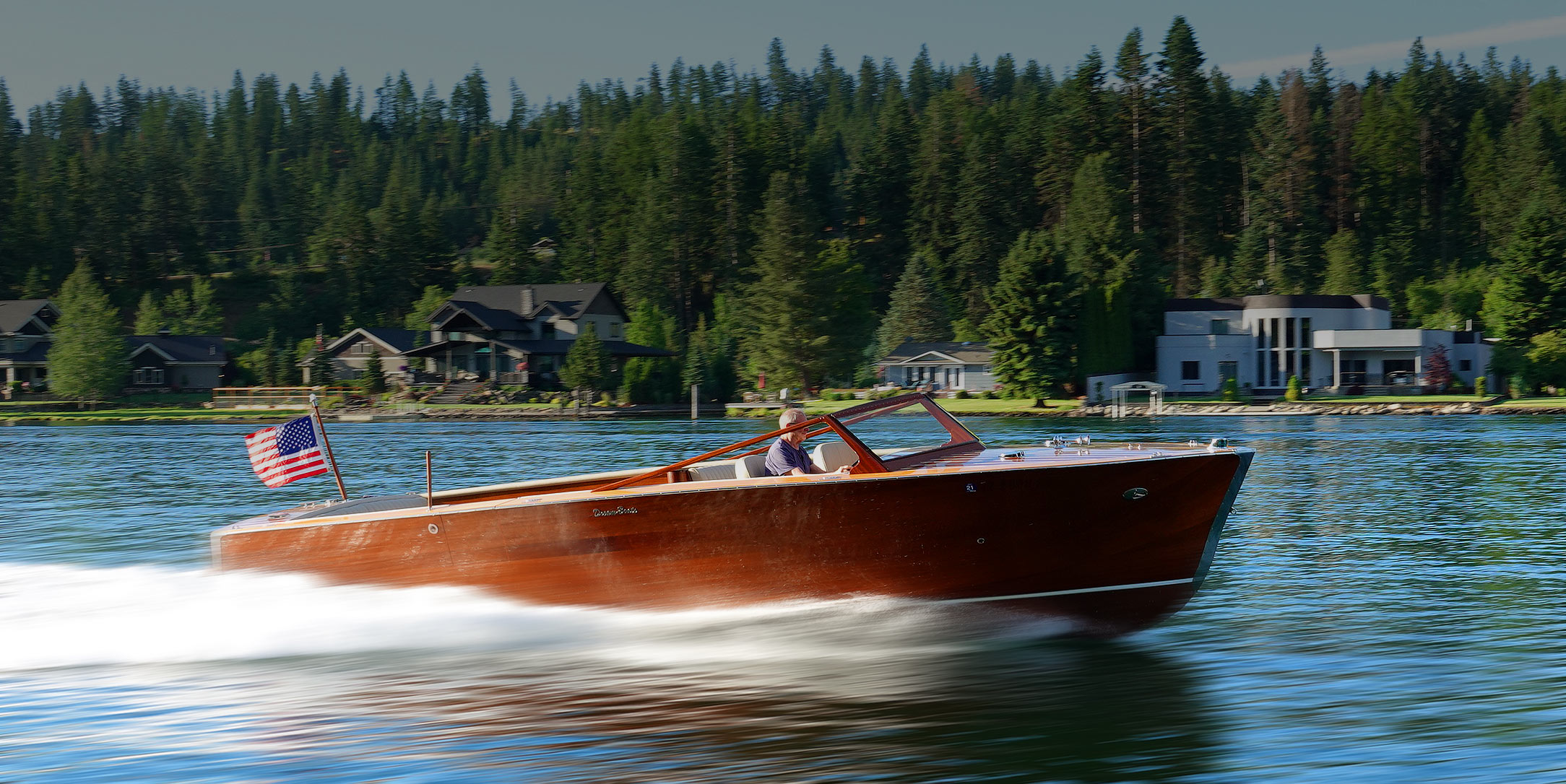Dream Boats - Custom Mahagony Wood Runabouts 